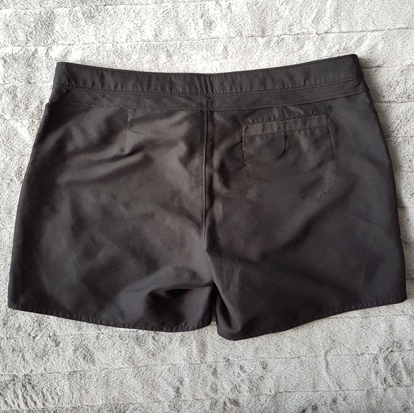 Carve designs shorts/board shorts - Picture 2 of 4